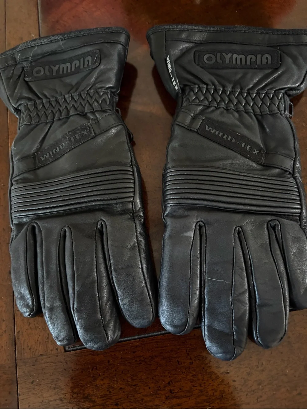 Black Leather Wind-Tex Gloves with velcro wrist!